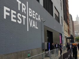 Los videojuegos se codean con el séptimo arte en el festival de Tribeca de Nueva York Hace años que los videojuegos dejaron de ser cosas de niños y de "frikis raritos" y buena prueba de ello es su protagonismo en el Festival de Tribeca de Nueva York, donde se codean desde hace tres años con el séptimo arte.