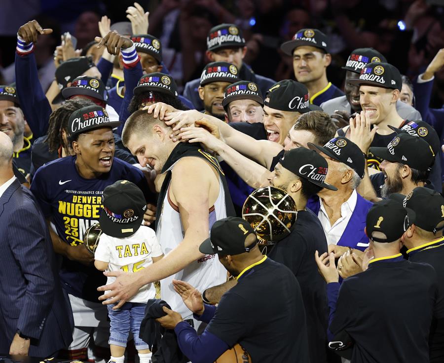 Miami Heat at Denver Nuggets (4)