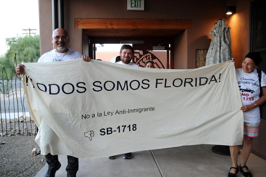 Miembros de la caravana Todos Somos Florida (1)