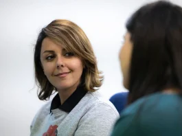 El uso del espanglish ha crecido exponencialmente en el país mientras que el idioma español ha caído drásticamente entre los latinos al paso de las generaciones, reveló un estudio divulgado esta semana por la Cámara Hispana de Comercio USHCC.