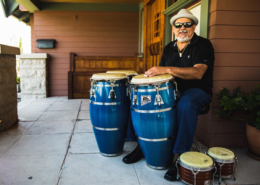 Poncho Sánchez, precursor del jazz latino en EE.UU. Poncho Sánchez