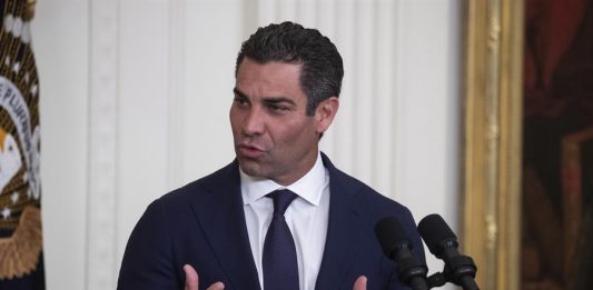 alcalde de Miami, Francis Suarez
