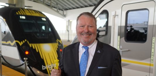 línea ferroviaria de alta velocidad entre Miami y Orlando.