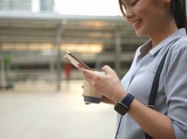 Threads proporcionará a Meta más de 7.000 millones en ingresos para 2025, según estudio La nueva aplicación de microblogging Threads podría generar alrededor de 8.000 millones de dólares (7.293 millones de euros) en ingresos anuales para Meta Platforms, matriz de la nueva red social que pretende rivalizar con Twitter, en dos años, según un análisis de Evercore ISI.