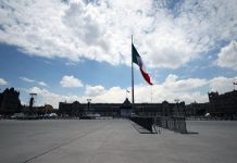 México celebra la ratificación de los resultados electorales de Guatemala El Gobierno mexicano celebró este jueves la decisión del Tribunal Supremo Electoral (TSE) de Guatemala de oficializar los resultados de las elecciones presidenciales en el país, en la que los aspirantes Sandra Torres y Bernardo Arévalo pasaron a segunda vuelta en medio de crecientes controversias.