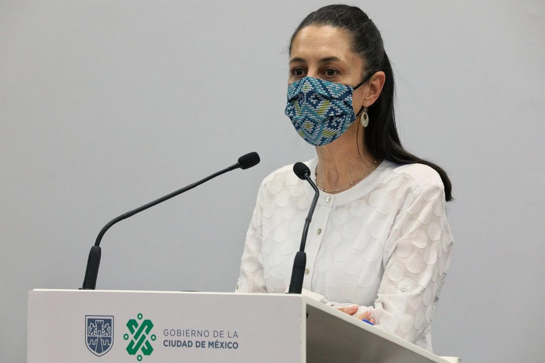 La exjefa de Gobierno de Ciudad de México Claudia Sheinbaum, la única mujer de los seis aspirantes a la candidatura presidencial por el gobernante Movimiento Regeneración Nacional (Morena), expuso este sábado que el país debe invertir más para reducir la llegada de migrantes a su territorio.