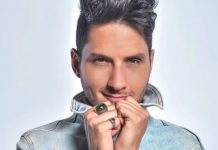 David Bolaño es un artista viral en las redes sociales que comparte un mensaje de humanidad con su música.