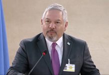 Canciller de Honduras dice que ley "antiinmigrantes" de Florida es "cruel" y "dramática El canciller de Honduras, Eduardo Enrique Reina, dijo este lunes que la ley migratoria SB 1718, que castiga con severidad a los inmigrantes indocumentados y a quienes los ayuden en Florida, es "cruel" y "dramática" para miles de personas radicadas en este estado sureño de EstadosUnidos.
