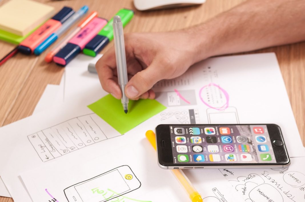 Generador de contenido Los creadores de contenido también impactan en el consumo y brindan grandes ventajas, por lo que se han convertido en una pieza clave para las estrategias de crecimiento de cualquier empresa.