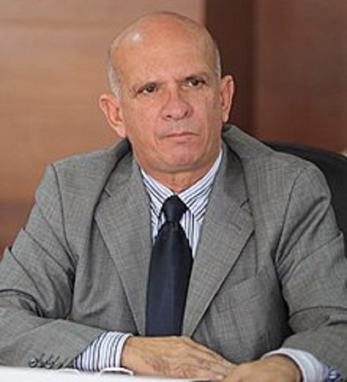 Hugo Armando Carvajal Barrios1 Hugo Armando Carvajal Barrios1