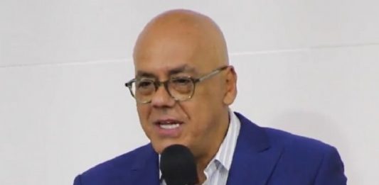 El presidente de la Asamblea Nacional (AN, Parlamento) de Venezuela, Jorge Rodríguez, dijo este miércoles que espera que Estados Unidos le entregue a la Justicia venezolana al exgeneral Hugo Armando Carvajal, conocido como el Pollo Carvajal, que fue extraditado desde España a la nación norteamericana, donde es solicitado por delitos de narcotráfico.