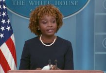 La Casa Blanca urge a las partes a llegar a un pacto que acabe con la huelga en Hollywood La Casa Blanca urgió este lunes a los grandes estudios y a los sindicatos de guionistas y actores de Estados Unidos que negocien "de buena fe" y alcancen un acuerdo que ponga fin a la huelga en Hollywood.