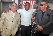Los salseros Gilberto Santa Rosa (i), José Alberto El Canario y Tito Nieves