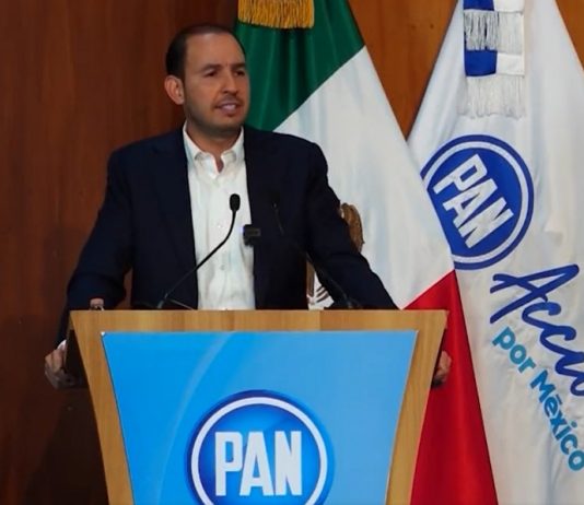 Acusan a López Obrador de uso ilegal de información del Estado para atacar a la oposición El opositor Partido Acción Nacional (PAN) acusó este lunes al presidente mexicano, Andrés Manuel López Obrador, de uso ilegal de información del Estado para atacar a la aspirante a la candidatura presidencial Xóchitl Gálvez, después de que el mandatario publicó las cuentas de sus empresas.