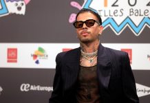 El cantante Rauw Alejandro tuvo que cancelar este sábado la actividad convocada para mañana en el cayo puertorriqueño de Icacos por recomendación del Departamento de Recursos Naturales y Ambientales (DRNA), debido a la alta afluencia de fanáticos en botes esperada.