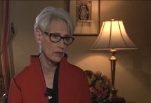 El secretario de Estado de Estados Unidos, Antony Blinken, ha confirmado este lunes la jubilación de Wendy Sherman, quien abandonará el viernes sus funciones como subsecretaria de Estado, una decisión ya comunicada el pasado mes de mayo.
