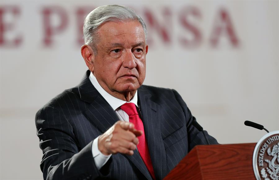 Andrés Manuel López Obrador (10) Andrés Manuel López Obrador (10)
