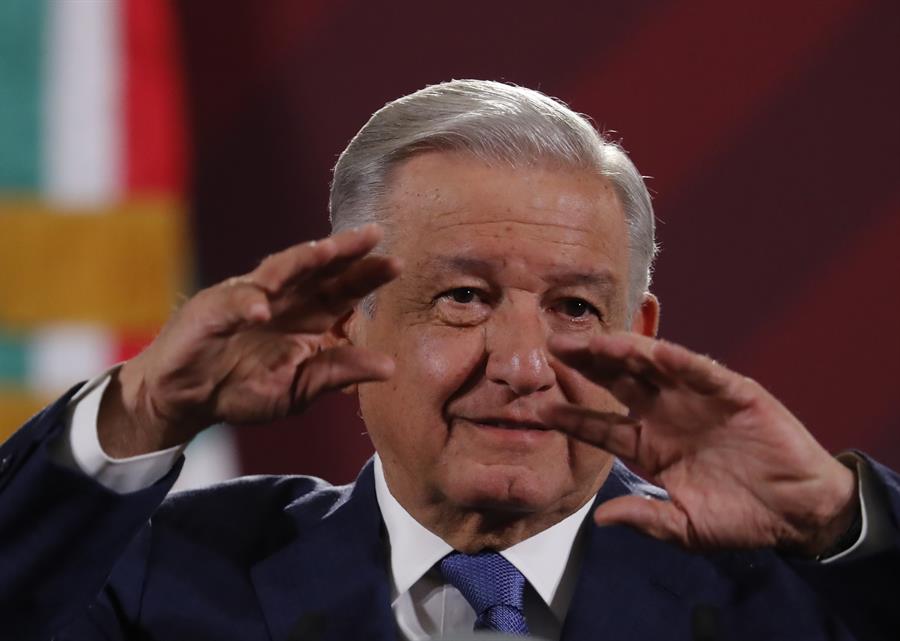 Andrés Manuel López Obrador (6)