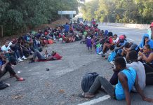 Migrantes varados en frontera de México jugarán su propia “Copa América” en Ciudad Juárez Migrantes varados en la frontera norte de México jugarán este jueves el Primer Torneo de Fútbol Rápido “Copa América Migrante” en Ciudad Juárez, donde participarán ocho equipos de jóvenes de Venezuela, Cuba, El Salvador, Perú, Colombia, Honduras, Guatemala y Ecuador.