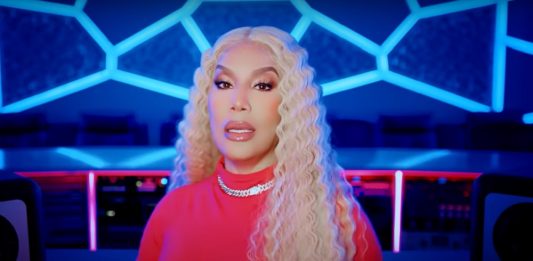 La veterana reguetonera puertorriqueña Ivy Queen, quien lanzó este viernes su nuevo sencillo "Toma Remix", admitió a EFE que el exceso de canciones urbanas que se publican constantemente lo hace "peligroso" para la industria por su saturación.