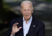 Biden reivindica la igualdad racial para "cumplir el sueño" de Martin Luther King 60 años después de su discurso