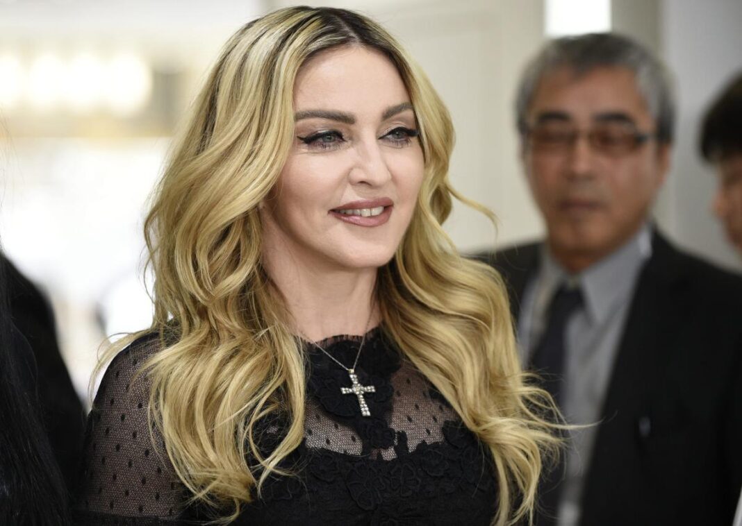 Madonna Madonna anunció este martes las fechas reprogramadas para las actuaciones de su ambiciosa gira