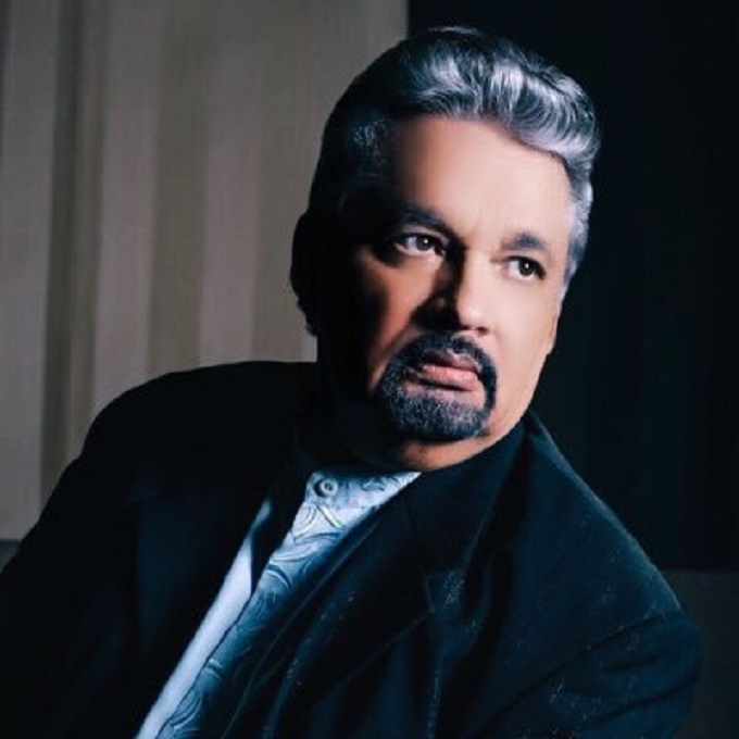 Nino Segarra. Nino Segarra.
