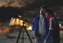 escena de la película Aristotle and Dante discover the secrets of the universe