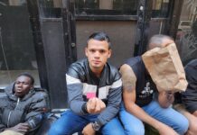 Más de 100.000 inmigrantes han llegado a Nueva York desde abril de 2022 Más de cien mil inmigrantes han llegado a Nueva York desde abril de 2022 en una oleada sin precedentes en los últimos años.