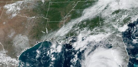 localización de la tormenta tropical Idalia en el Golfo de México.