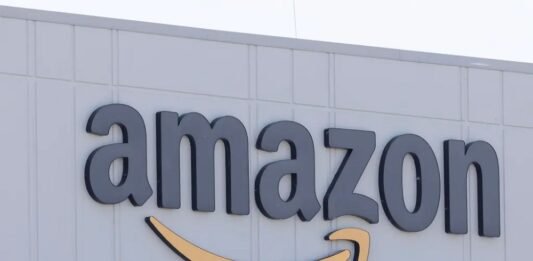 La Comisión Federal de Comercio (FTC, en inglés) y los fiscales generales de 17 estados de EE.UU. presentaron una demanda contra Amazon por monopolio, informó la FTC en un comunicado.