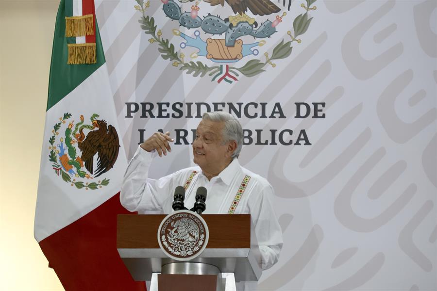 Andrés Manuel López Obrador (8)