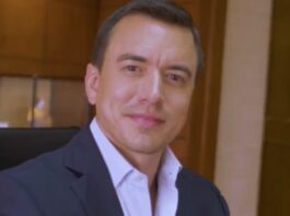 Los candidatos presidenciales de Ecuador Daniel Noboa y Luisa González mantienen recorridos y reuniones en las que se han referido a la salud, la educación y la productividad de Ecuador con miras al balotaje del próximo 15 de octubre, en el que se elegirá al sucesor de Guillermo Lasso.