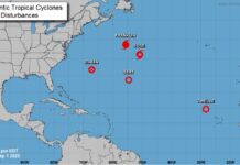 La depresión tropical número 12 se formó este viernes al este del Atlántico, al noroeste de las islas de Cabo Verde, cerca de la costa africana, mientras otros cuatro sistemas se desplazan por aguas del norte, informó el Centro Nacional de Huracanes (NHC, en inglés) de EE.UU.
