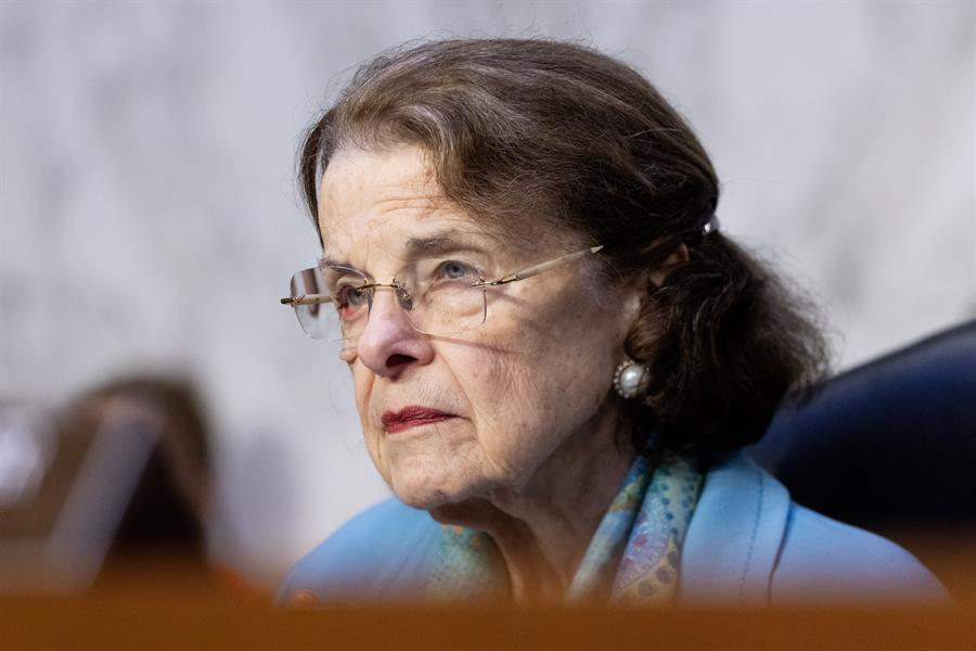 Dianne Feinstein (2)