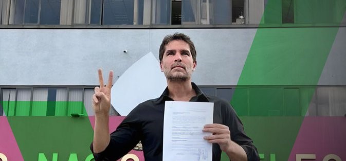 Eduardo Verástegui1. Eduardo Verástegui1.