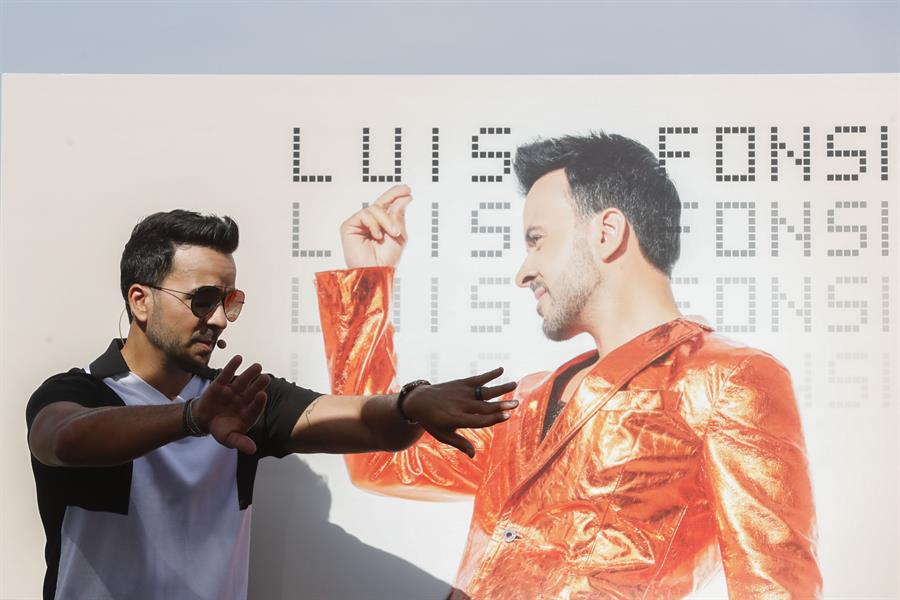 El cantante Luis Fonsi El cantante Luis Fonsi