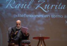 El poeta chileno Raúl Zurita