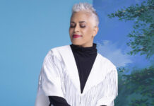 Eugenia León.