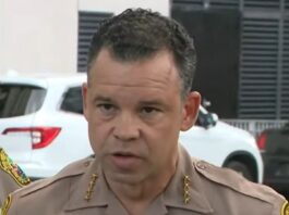 Exjefe de Policía de Miami-Dade retira candidatura a alguacil tras su intento de suicidio Freddy Ramírez.