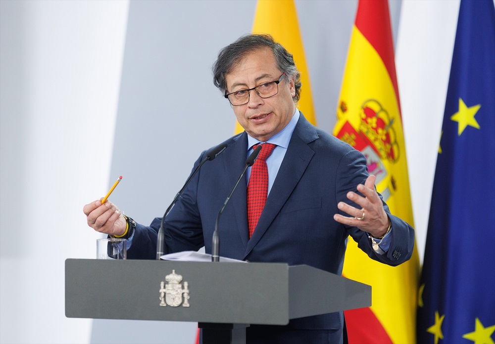 Sánchez recibe al presidente de Colombia, Gustavo Petro El presidente colombiano, Gustavo Petro, ha explicado que Estados Unidos ha pedido a Colombia que levantara un muro en el Tapón de Darién, región fronteriza con Panamá que sirve de ruta para la migración hacia Norteamérica.