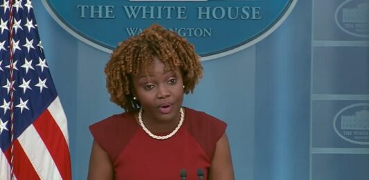 La portavoz de la Casa Blanca, Karine Jean-Pierre, ha asegurado este miércoles que el intento de 'impeachment' del presidente de la Cámara de Representantes de Estados Unidos, el republicano Kevin McCarthy, contra el presidente Joe Biden por los negios de su hijo Hunter, es "infundado".