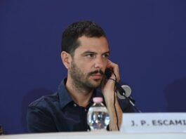 La cinta mexicana "Lumbrensueño" estalla en Venecia: abstracción en busca de la luz El director mexicano José Pablo Escamilla durante la presentación este lunes en el Festival de Venecia su película "Lumbrensueño",