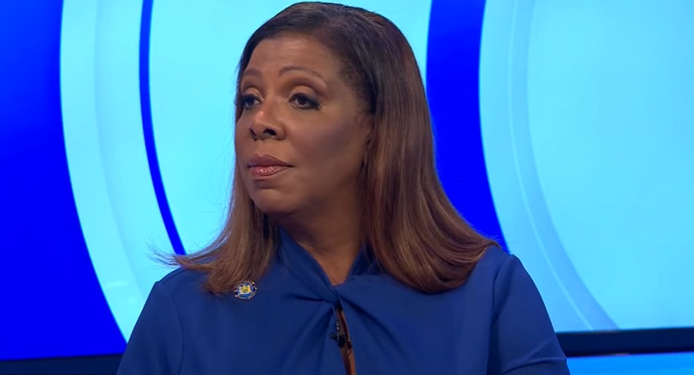Letitia James (CP) Trump exageró su patrimonio neto y lo hinchó en 3.600 millones de dólares anuales, según apuntó este viernes la fiscal general de Nueva York en un nuevo expediente judicial.