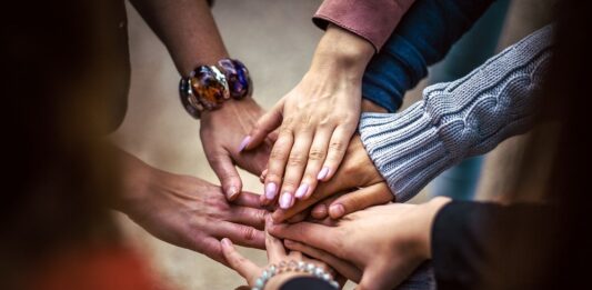 La comunidad latina ha demostrado ser una fuerza imparable en la economía estadounidense. Desde 2010, los latinos han sido la fuerza impulsora.
