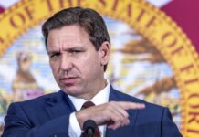 El republicano Ron DeSantis, aspirante a la Presidencia de Estados Unidos y gobernador de Florida, y el gobernador de California, el demócrata Gavin Newsom, han acordado participar en un debate televisado en noviembre, que será moderado por el presentador Sean Hannity de Fox News, informó hoy lunes la televisora.