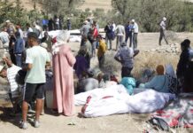 Ascienden a 1.305 los muertos y a 1.832 los heridos en el terremoto de Marruecos Ascienden a 1.305 los muertos y a 1.832 los heridos en el terremoto de Marruecos.