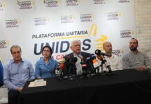 La oposición venezolana agrupada en la Plataforma Unitaria Democrática (PUD) afirmó este jueves que trabaja "con mucha seriedad" para lograr un acuerdo político con el Gobierno de Venezuela.