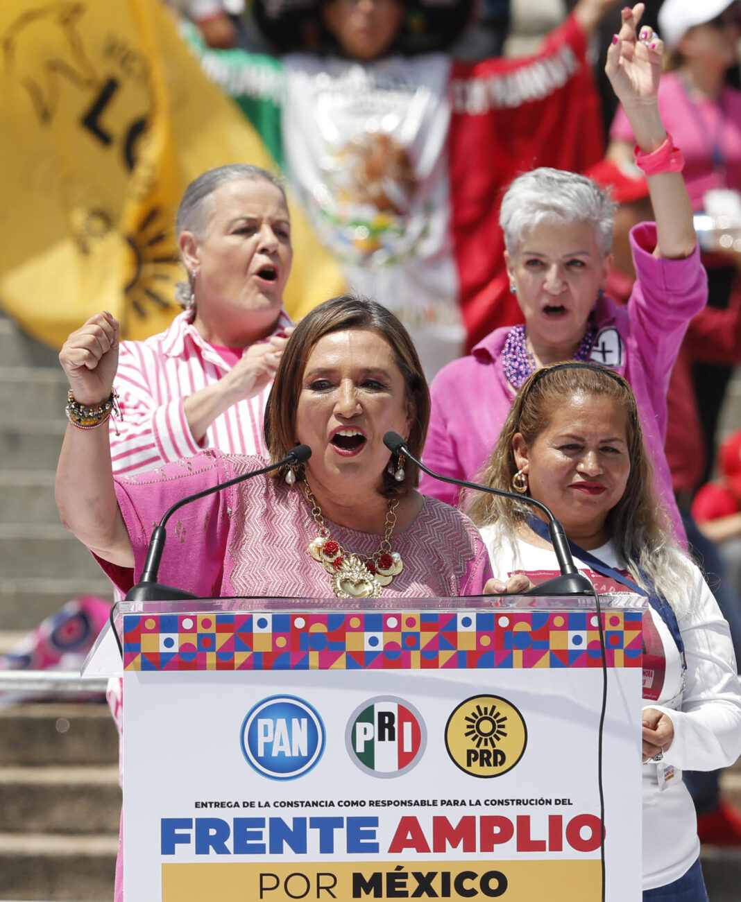 Gálvez es nombrada y reconocida como candidata de la oposición a elecciones mexicanas Xóchitl Gálvez
