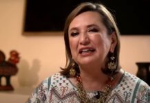 Xóchitl Gálvez denuncia ser blanco de la "embestida" de López Obrador La senadora y candidata presidencial mexicana Xóchitl Gálvez aseguró este viernes, al participar en forma telemática en un foro en Buenos Aires, que es blanco de las "embestidas" del presidente de su país, Andrés Manuel López Obrador, quien, según aseveró, pretende ganar "a cómo dé lugar" las elecciones presidenciales de 2024.